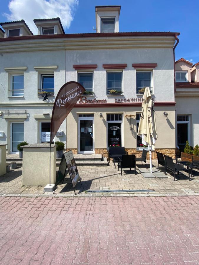 בויניצה Apartments Renesance מראה חיצוני תמונה